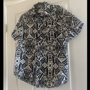 🛍ANY 4/$20 | Cactus ButtonDown Shirt |